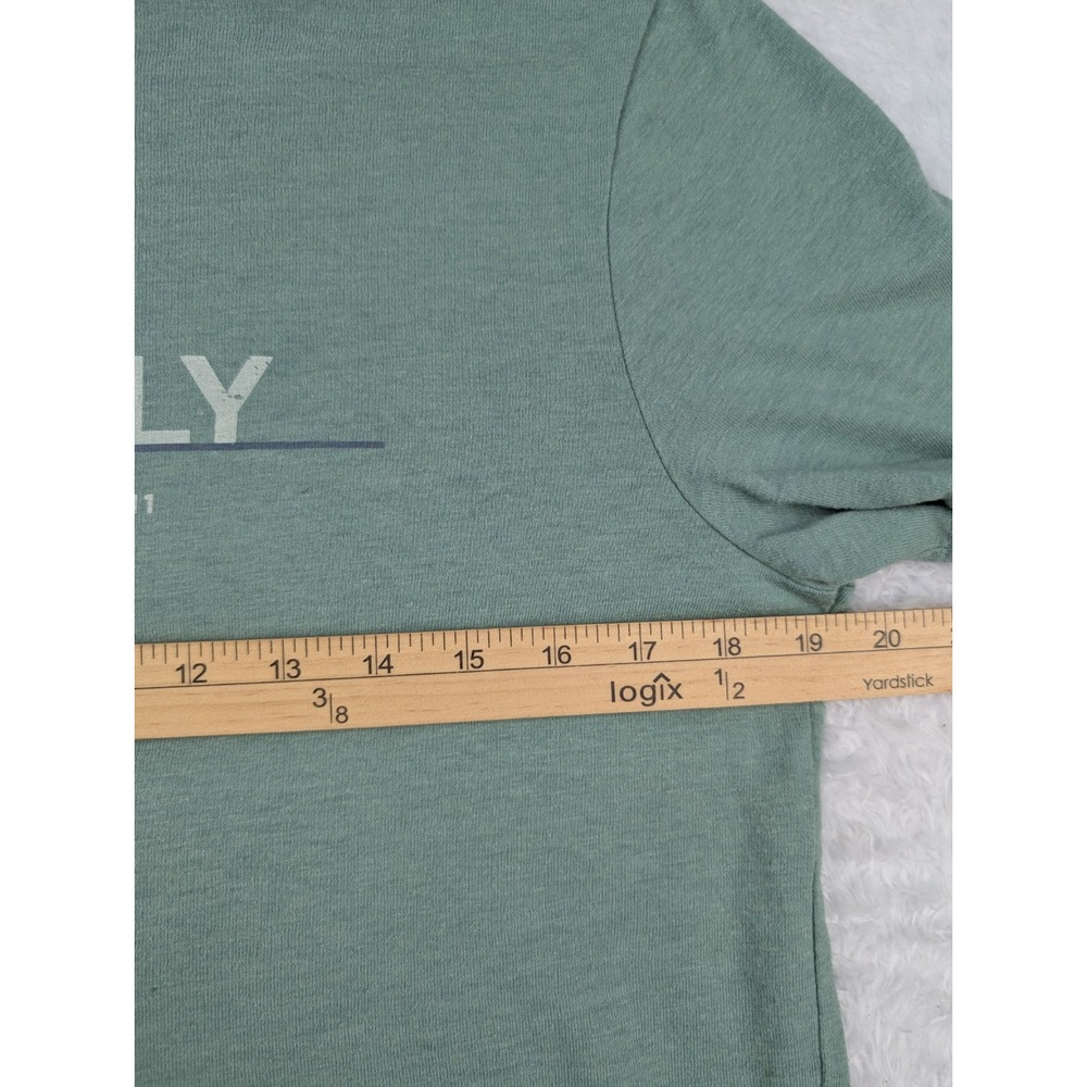 Free Fly T-Shirt Men's S Green Short Sleeve Fly Rod Fly Fishing Graphic - Picture 4 of 8